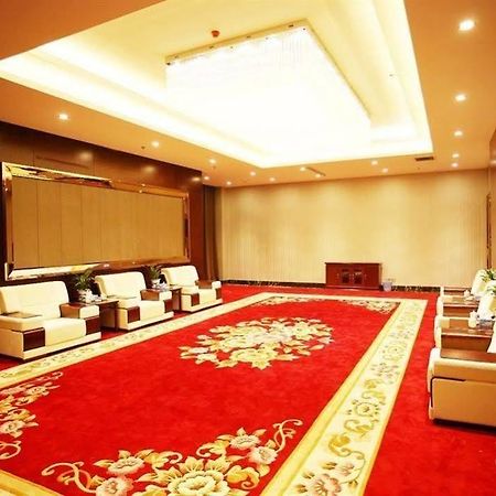 Rongfeng International Hotel Zhaizi Екстериор снимка